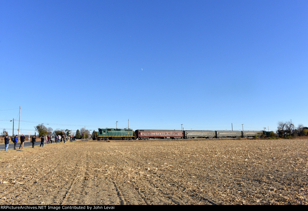 The Photo line enjoys the train from alongside Point Airy Road